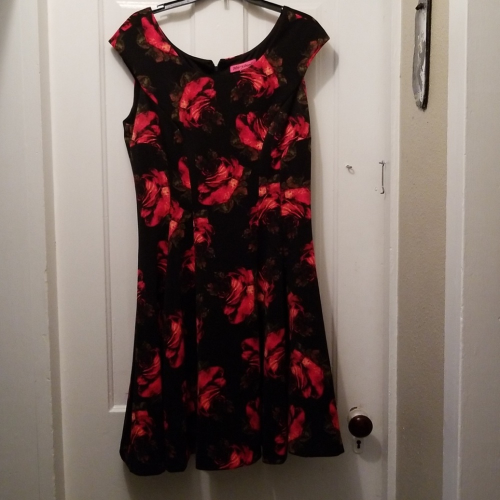 Betsey Johnson Rose Print Polyester Dress